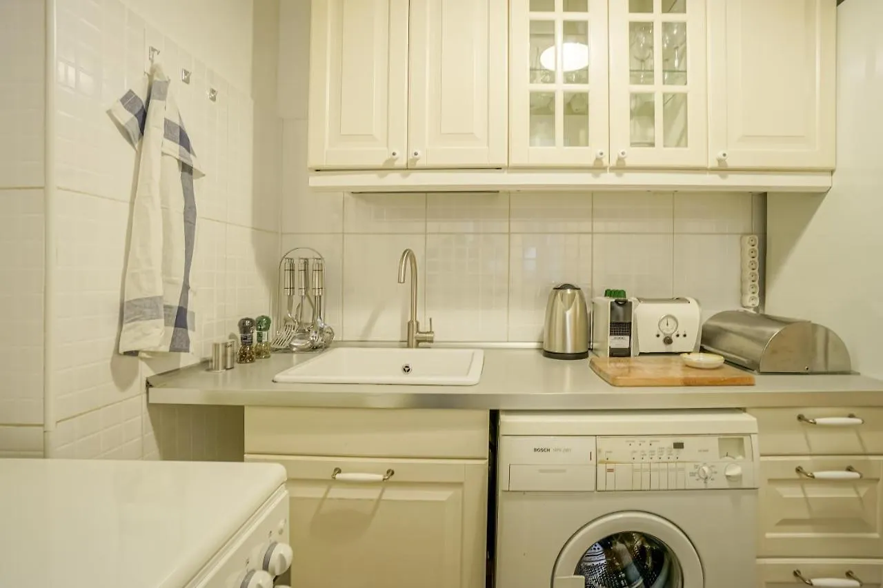 Le Petit Paris - 1bdr apt. Alba Iulia Square Apartment Bucureşti România